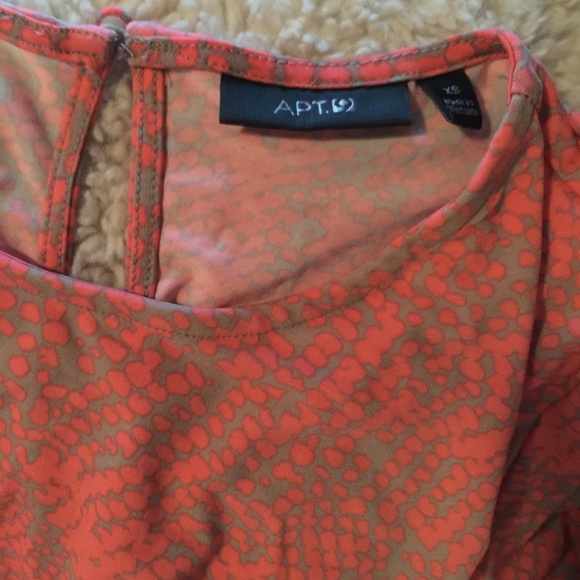  LIKE NEW - Pink & Grey Soft Body Hugging Dress - Picture 6 of 7